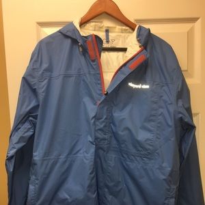 Like new Vineyard Vines rain pullover